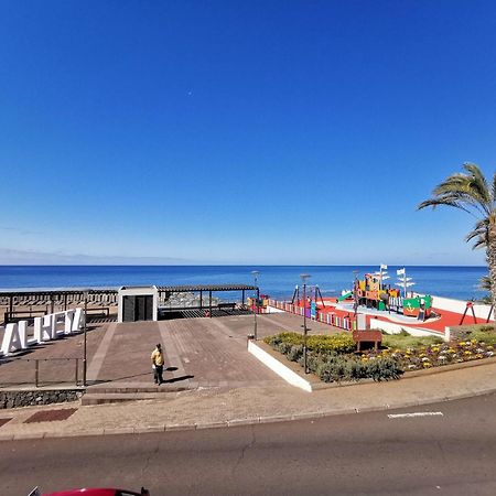 Chale Esmeralda - Charming Studios In Calheta Beach Exteriör bild
