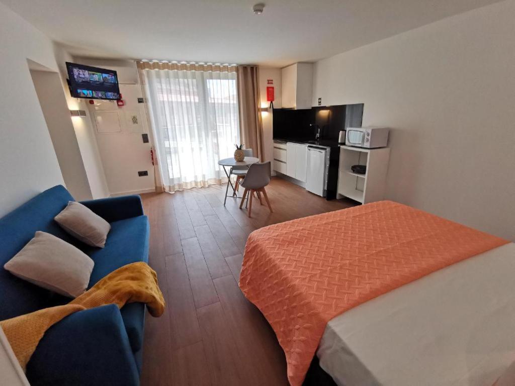 Chale Esmeralda - Charming Studios In Calheta Beach Exteriör bild
